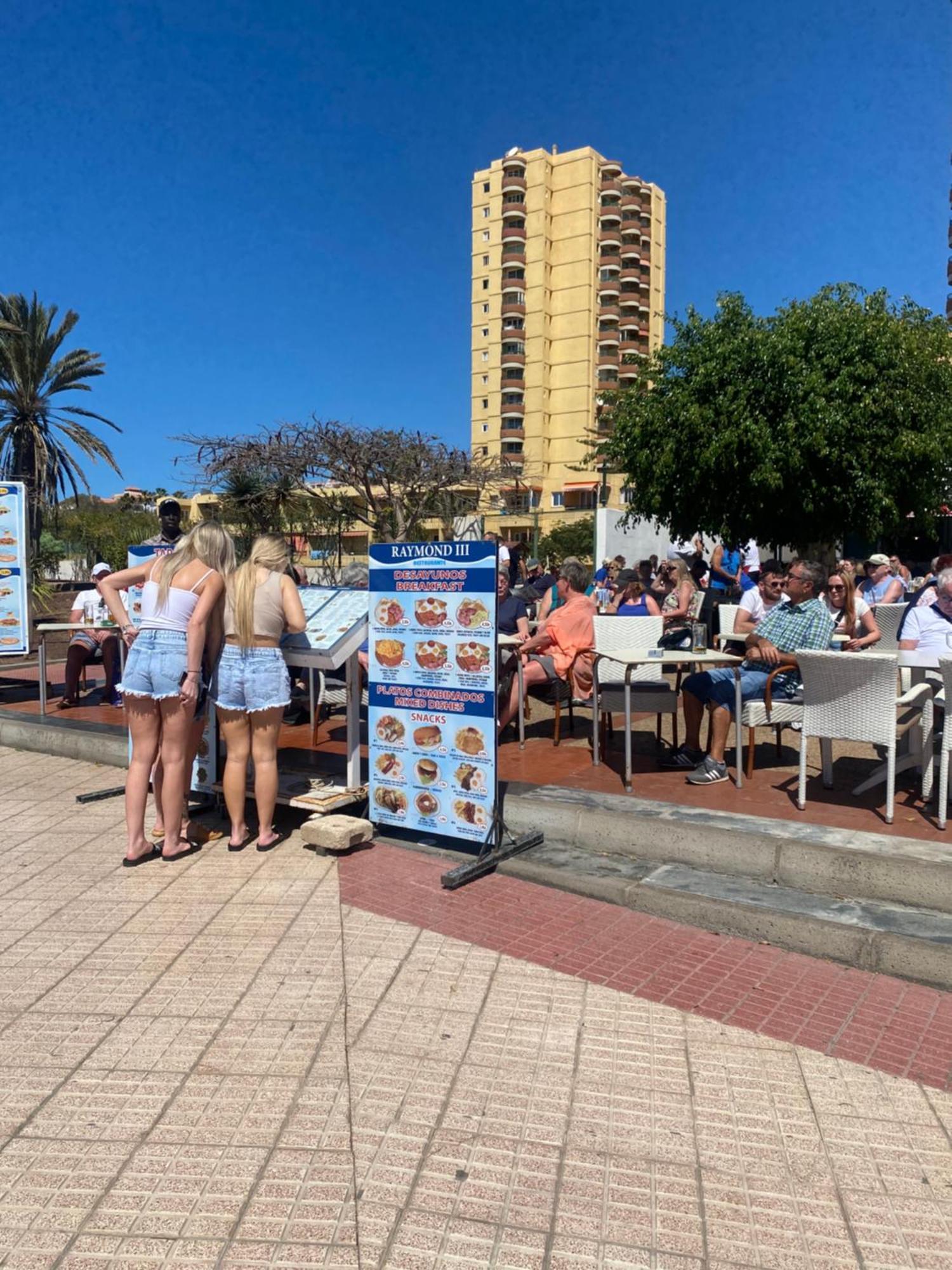 Torres Del Sol Edificio Apartment Playa de las Americas  Exterior photo
